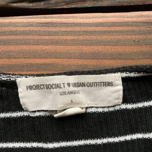Urban Outfitters Project Social T - Picture 3 of 6
